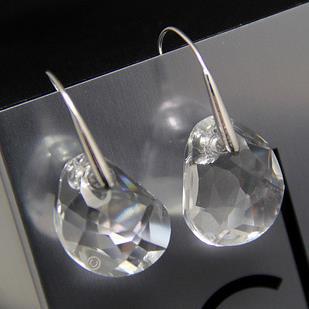 Pea Crystal Princess Earrings